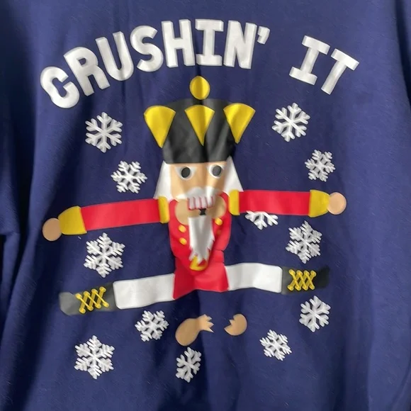 Tacky Christmas sweatshirt - Picture 2 of 3